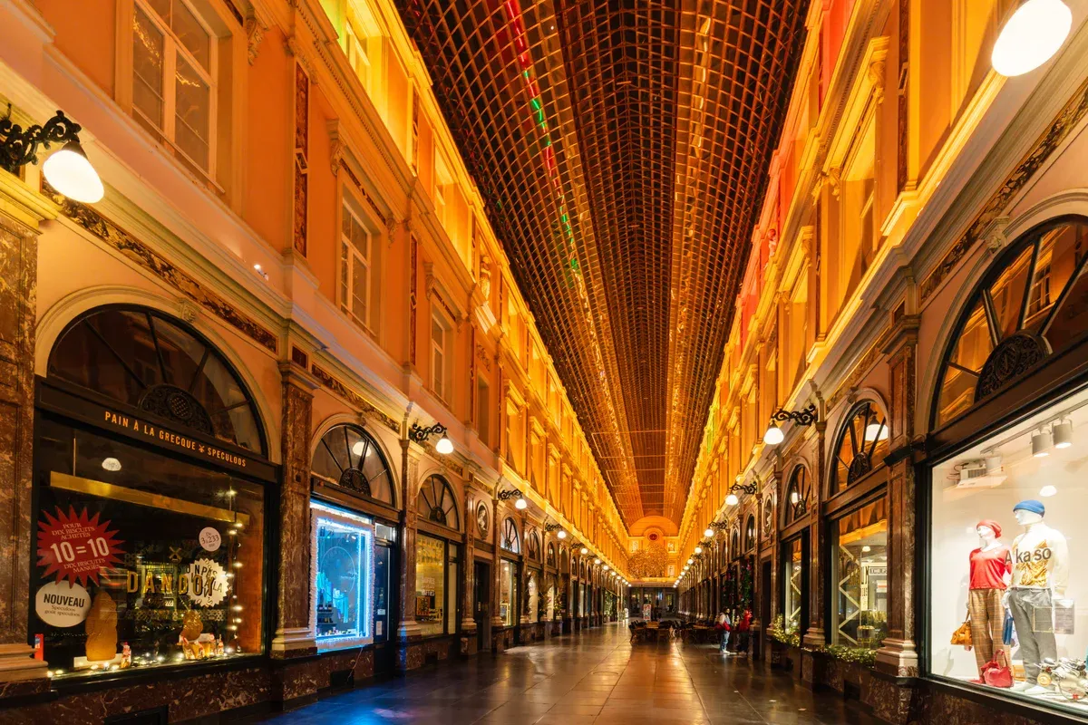 Galeries Royales Saint-Hubert, a base for chocolate tours in Brussels